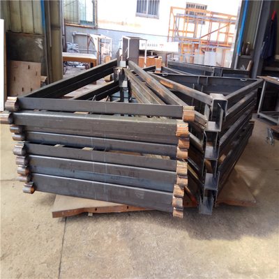 Punching 1650mm συνήθειας χάλυβα ενωμένο στενά επεξεργασία πλαίσιο δομών χάλυβα συγκόλλησης βαρέων καθηκόντων